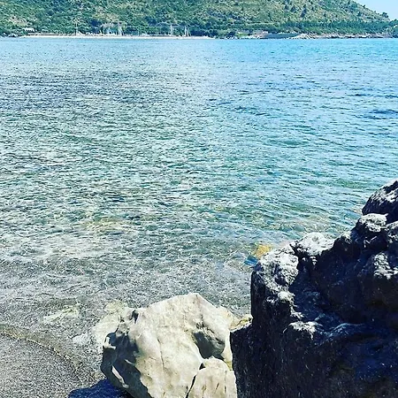 Mare Fuori Bed & Breakfast *
