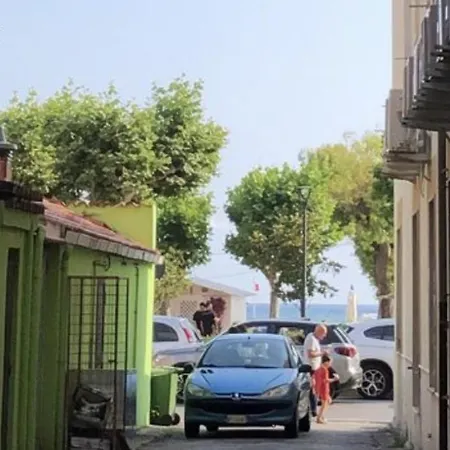 Mare Fuori Bed & Breakfast *
